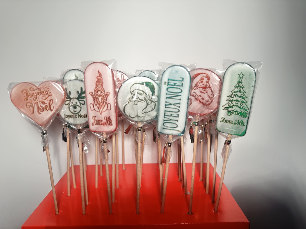 Sucette Noël gravée parfum fruit assorti 35gx50